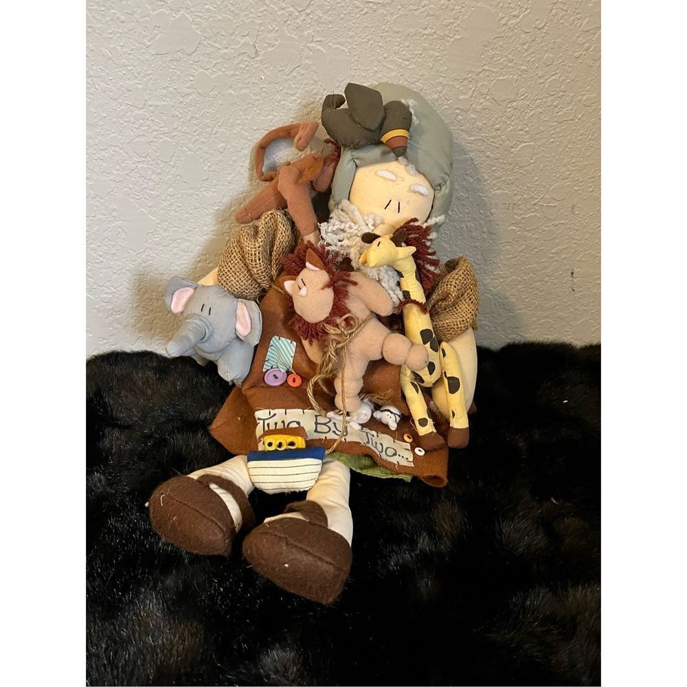 House Of Lloyd 15" NOAH Plush Doll with ANIMALS & ARK weighted Two By Two